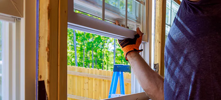 >Bay Window Curtain Rail Track in Greenacres, FL